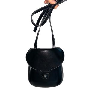 Black bucket bag in black leather